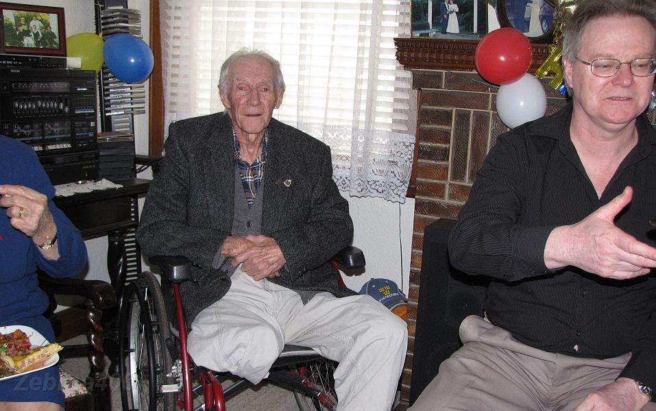 05-Mortimore Street friend Linsday looks after his father Les.JPG